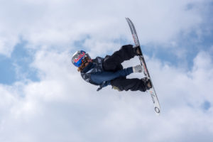 xgames-snowboarder-ski-skiing